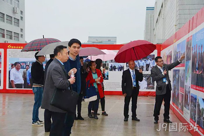市委常委、统战部长♢施艾珠一◉行到J9国际站调研 市委常委、统战部长∷施艾珠一◣◣行到J9国际站调研